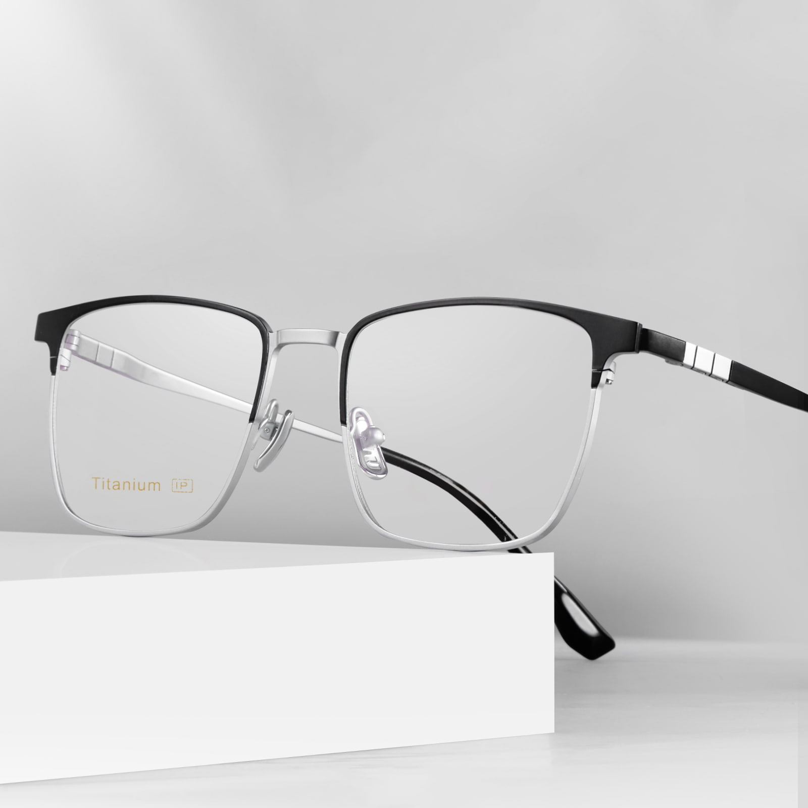 Kính titan nguyên chất chống trượt dành cho doanh nghiệp TA2212