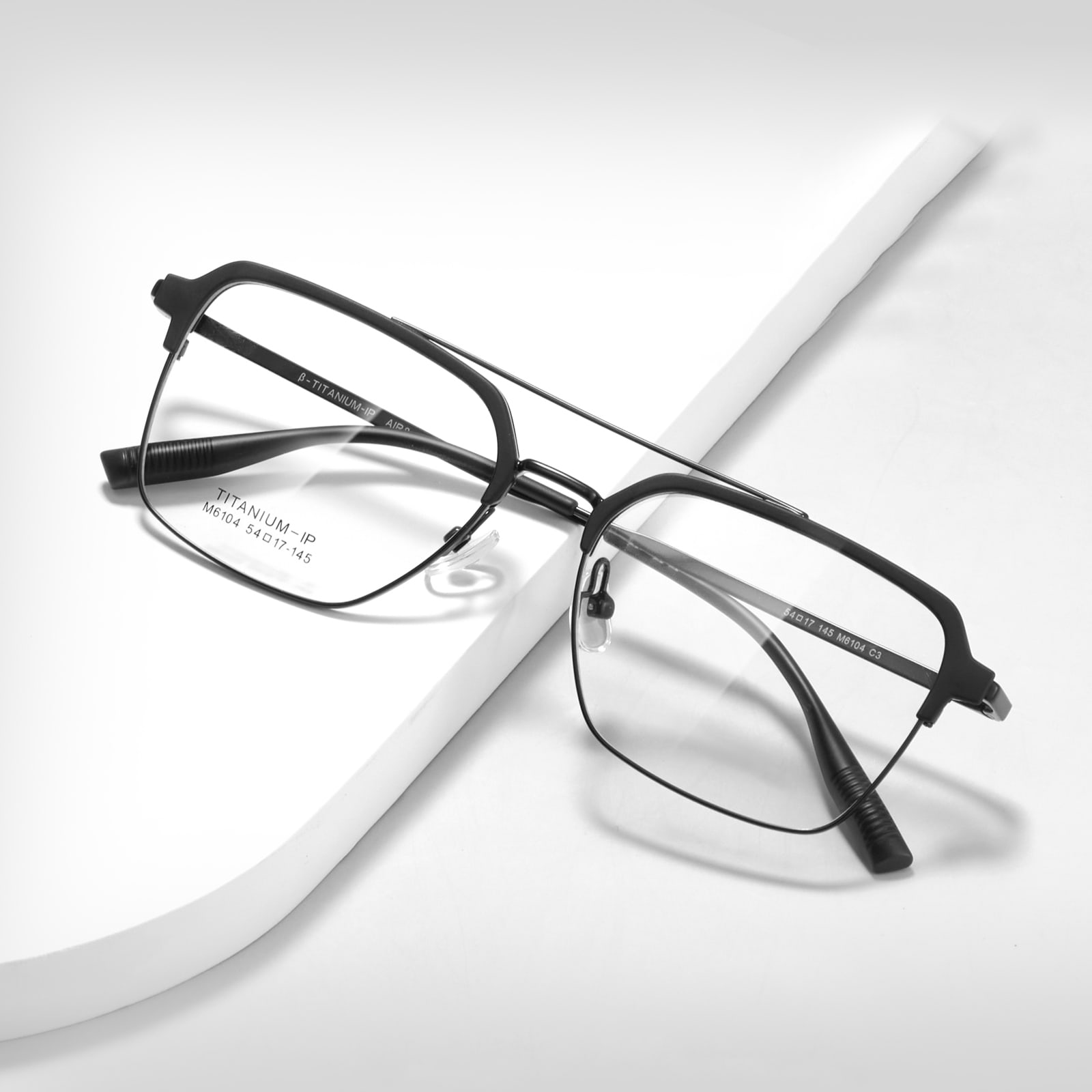 Kính β Titanium bóng hai chùm tia không phai màu M6104